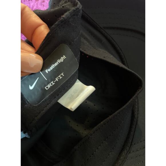 NIKE Dri-Fit Featherlight Hat Baseball Cap Black Lightweight Travel Packable - Picture 4 of 7